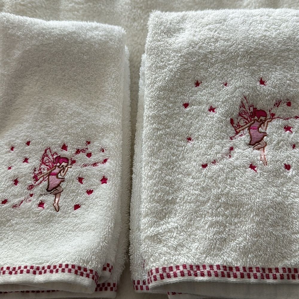 BUNDLE OF 4 CLASSIC TURKISH TOWELS. - Picture 2 of 4